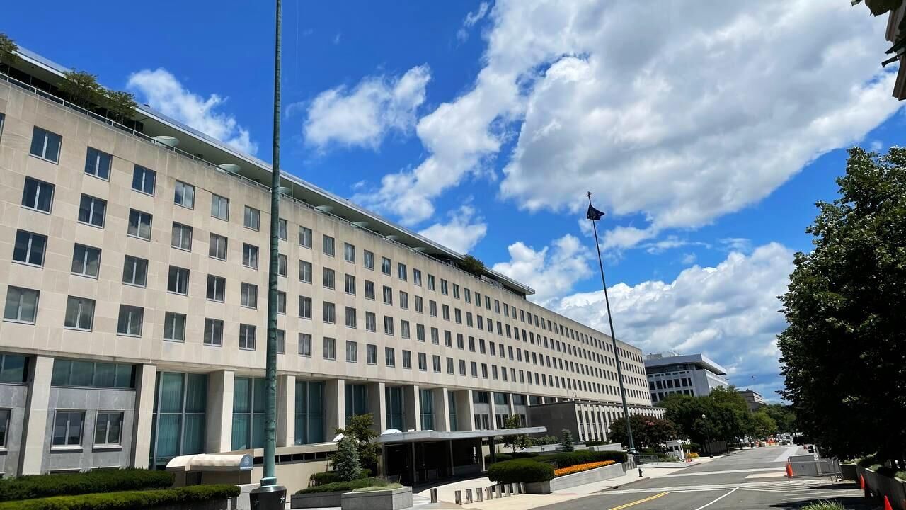 СМИ: Госдеп США проверит визы 55 миллионов иностранцев на предмет нарушений